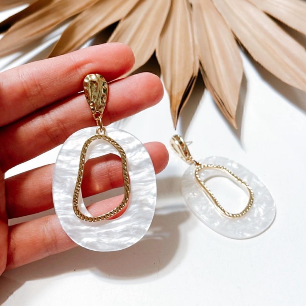 Anthropologie Gold and Cream Earrings - Picture 3 of 4